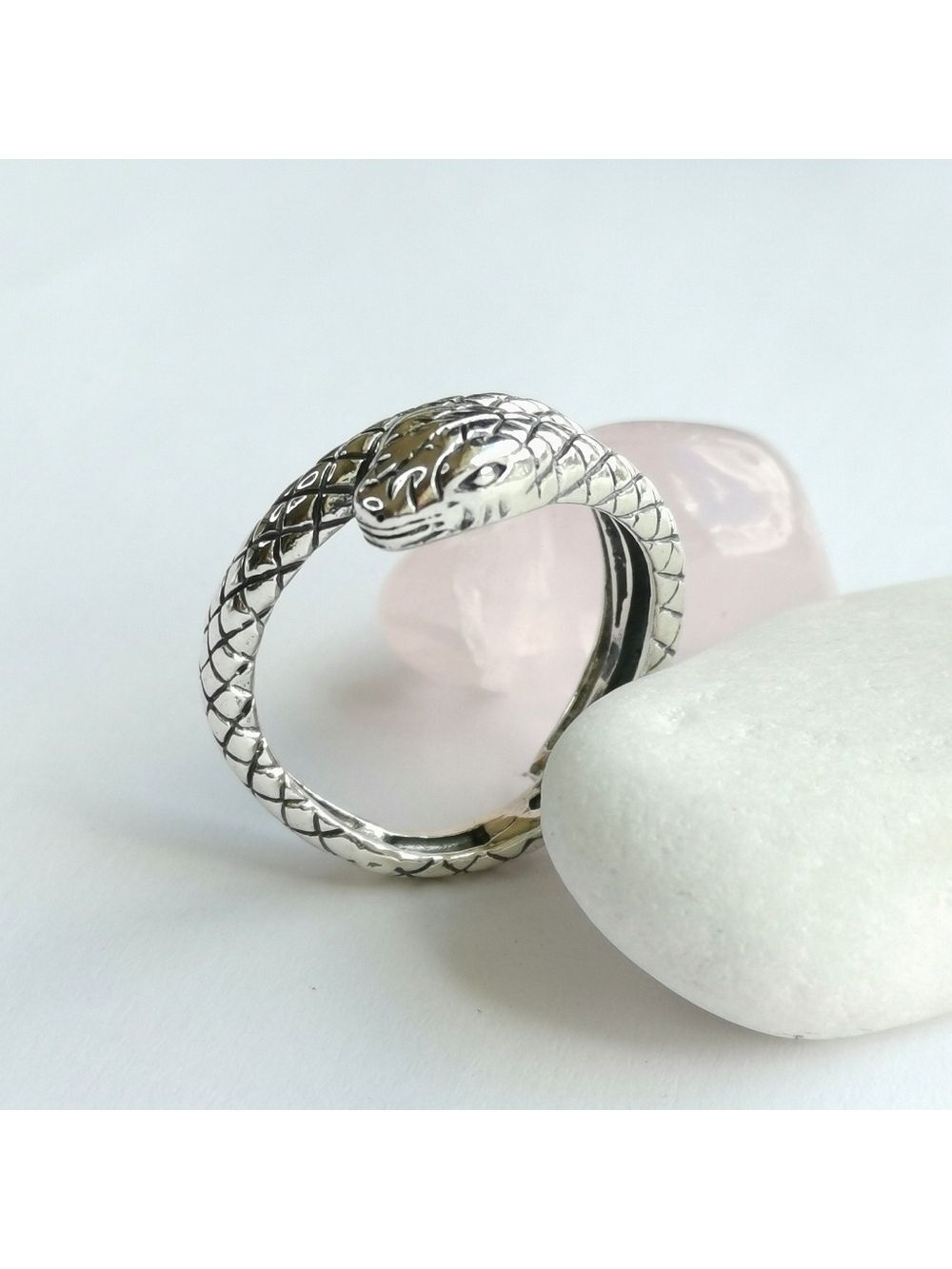 Snake ring serpent in Sterling Silver size 8  🆕